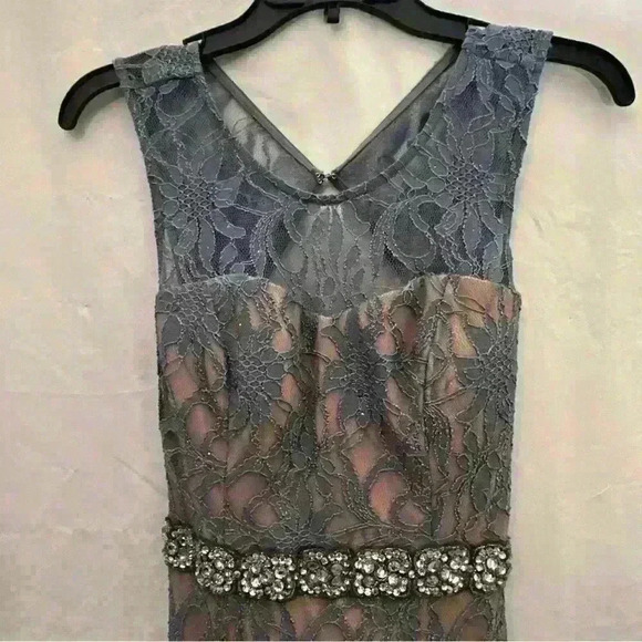 Long Lavender dress  With Beaded Waist, High Slit, With Open Back - Picture 6 of 9